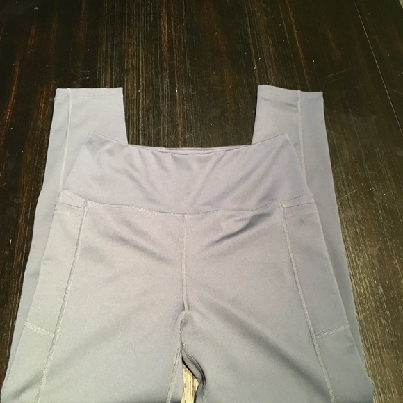 NWOT Blue Gray High-Waisted Leggings Large - Picture 2 of 4